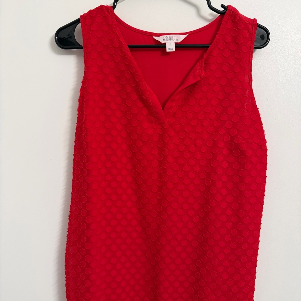 Market & Spruce Cherry Red Top